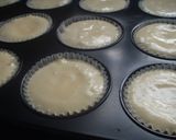 A picture of step 7 of Fluffy Cupcakes.
