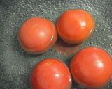 A picture of step 1 of Chilled Tomato Pasta with Shrimp & Scallops.