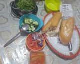A picture of step 1 of Tuna baton sandwich.