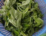 Foto langkah ke 1 dari resep Sayur Bayam Segar.