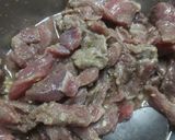 A picture of step 1 of Stir fry Beef.