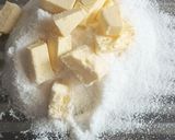 Foto del paso 1 de la receta: Alfajorcitos de maicena / Ojitos de membrillo
