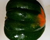 A picture of step 2 of Curry and Honey Acorn Squash.