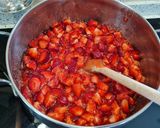 Foto del passaggio 2 della ricetta Marmellata di fragole