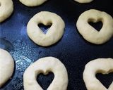 A picture of step 5 of Easy in a Bread Maker Heart-shaped Doughnuts.