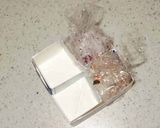 A picture of step 9 of Tiny & Easy Onigiri Rice Squares.