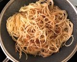 A picture of step 1 of Balaleet (Emirati Breakfast).