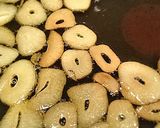 A picture of step 8 of Garlic Chips and Garlic Oil.