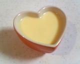 A picture of step 5 of Simple Bavarian Cream.