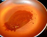 Hình bước làm 2 của món Gà roti ngũ vị-vị cam