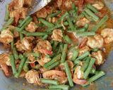 รูปขั้นตอนการทำที่ 2 ของ ผัดเผ็ดกุ้งถั่วฝักยาว(ใต้แท้)