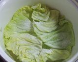 A picture of step 2 of Stewed Cabbage and Pork Mille-Feuille.