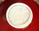 A picture of step 10 of Rich and Browned Camembert Cheesecake.
