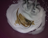 Foto del paso 12 de la receta: Helado de ponche navideño con salsa de jamaica