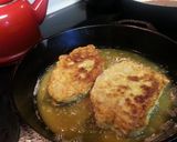A picture of step 8 of Jagerschnitzel.