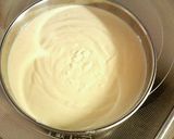 A picture of step 7 of Very Rich No-Bake Cheesecake with Royal Milk Tea.
