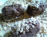 A picture of step 5 of Pirozhnoe Kartoshka (Russian Dessert).