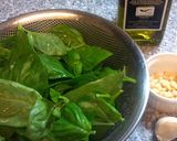 A picture of step 1 of Pesto Genovese.