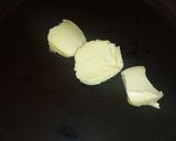 A picture of step 2 of Panettone French Toast.