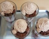 A picture of step 8 of Strawberry Chocolate Verrine.