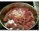 A picture of step 1 of Un-Stuffed Bell Peppers.