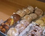 Foto langkah ke 10 dari resep Bomboloni Kentang Isi Coklat.