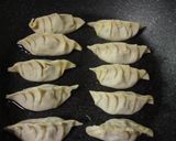 A picture of step 6 of Pan-Fried Gyoza.