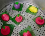 Foto langkah ke 4 dari resep Kue Ku Bentuk Buah(isi kacang merah).