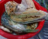 Foto langkah ke 1 dari resep Oseng-Oseng Ikan Asin Saus Tiram.