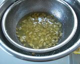 A picture of step 3 of My Family's Yuzu Tea.