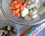 A picture of step 1 of Fish Sausage Noppe'i Soup with Plenty of Root Veggies.