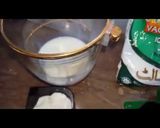 A picture of step 1 of Lassi wali kulfi.