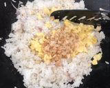 Foto langkah ke 4 dari resep Nasi Goreng Ikan Asin Jambal.