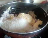 A picture of step 2 of Chocolate coconut ladoo.