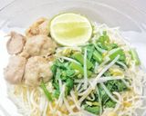 Foto langkah ke 5 dari resep Mie Kuah Bakso Sawi Toge.