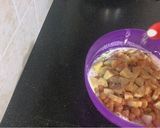 A picture of step 3 of Dahi Phulki Chana Chaat with papri🤗.