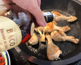 Foto del paso 4 de la receta: Arroz meloso de pollo súper tierno al brandy con truco en Olla GM