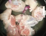 A picture of step 1 of Bún Riêu Nha Trang.