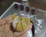 A picture of step 6 of Halloween Wagashi - Kabocha Squash Mochi.