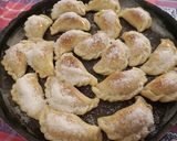 Foto del paso 8 de la receta: Empanaditas dulces🥟🍭 (dulce de membrillo + coco rallado)