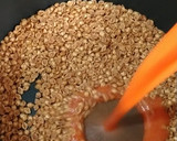 Foto del paso 3 de la receta: Sopa de conchitas con verduras