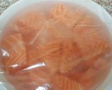Foto langkah ke 3 dari resep Homemade Sashimi.