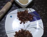A picture of step 2 of Dates and jaggery paratha.