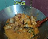 Foto langkah ke 2 dari resep Ayam Kecap Pedas Manis.