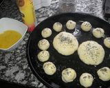 Foto del paso 5 de la receta: Pancitos de queso y semillas