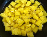 Foto del paso 1 de la receta: Piña en almíbar