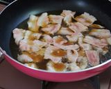 A picture of step 3 of Chinese Chives with Egg, Meat, and Tofu.