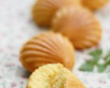 A picture of step 10 of Vanilla and Rum Madeleines.