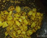 जीरा आलू(jeera aloo recipe in hindi) रेसिपी चरण 3 फोटो