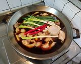 黃酒冰糖滷豬腳的食譜步驟2照片